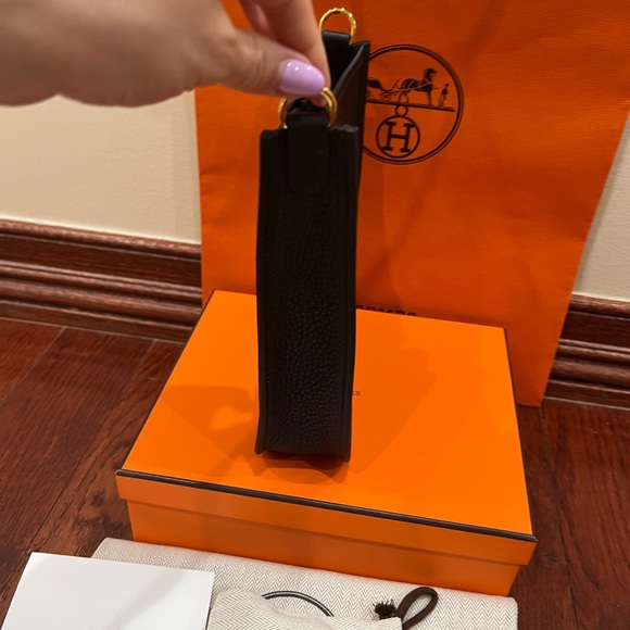 BNIB Hermès Black Mini Evelyne II TPM 16 Taurillon Clemence Gold Hardware 2023 - Picture 8 of 17